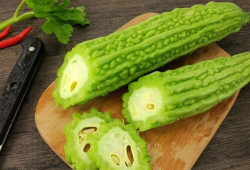 吃瓜爆料吃各种瓜老虎菜,揭秘老虎菜背后的吃瓜爆料风云